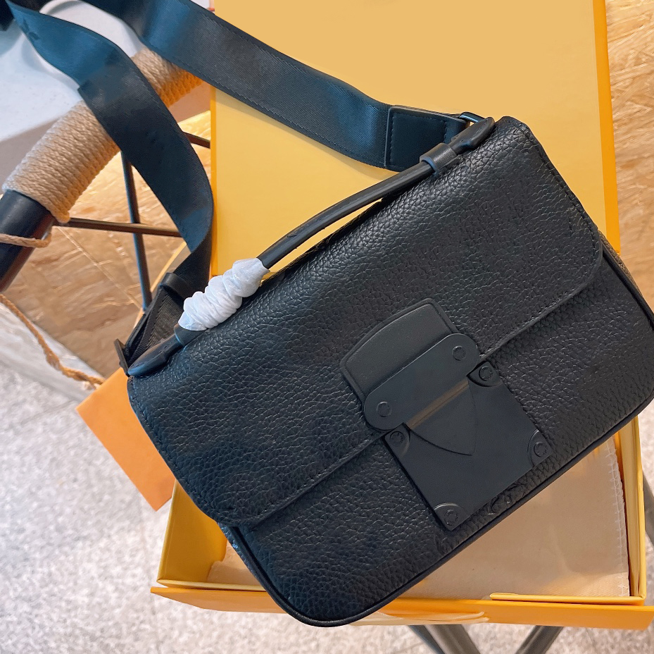 Free Delivery Fashion Designers Waist Bag For Men And Women 2 Color High Quality Chest Bags Handbag Handbags 21081204W
Free Delivery Fashion Designers Waist Bag For Men And Women 2 Color High Quality Chest Bags Handbag Handbags 21081204W