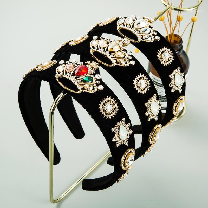 Hair Clips & Barrettes European Baroque Multi Color Crystal Headband For Woman Elegant Metal Crown Shaped Hairband Party Accessory Headpiece, Golden;silver
Hair Clips & Barrettes European Baroque Multi Color Crystal Headband For Woman Elegant Metal Crown Shaped Hairband Party Accessory Headpiece, Golden;silver