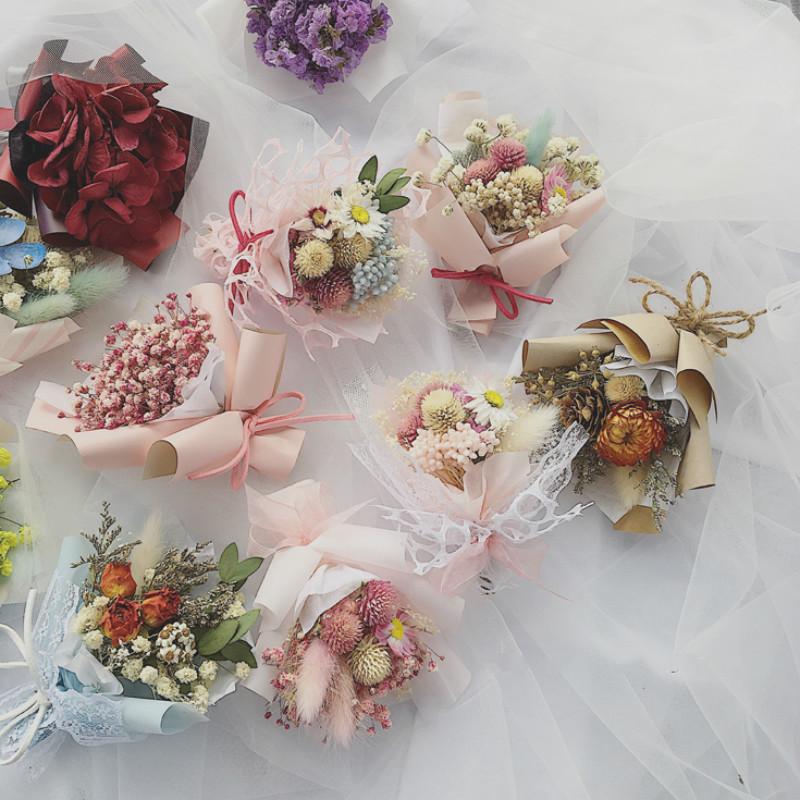 Decorative Flowers & Wreaths Fashion Mini Dried Flower Bouquet Wedding Pure And Fresh Decor Po Props Accessories Birthday Present
Decorative Flowers & Wreaths Fashion Mini Dried Flower Bouquet Wedding Pure And Fresh Decor Po Props Accessories Birthday Present