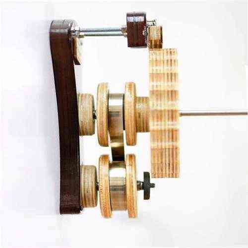 Handmade Wooden Windmill Reversal Statue Retro Kinetic Sculpture whirling Winnowing Machine For Living Room Decor Creative Gift 211108