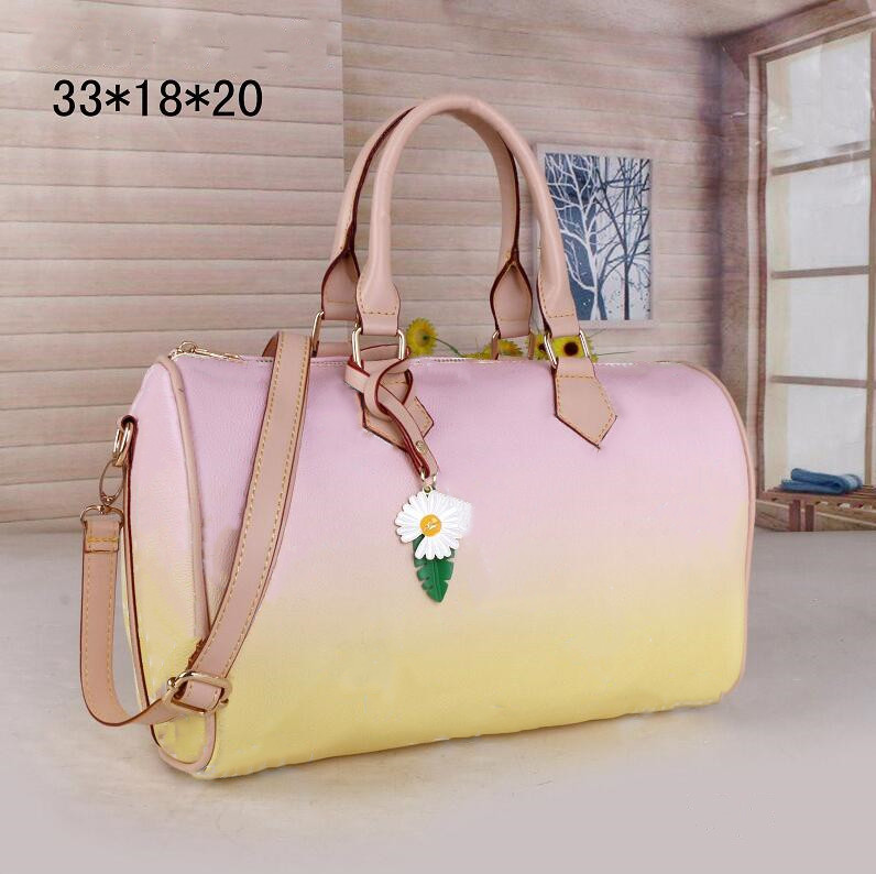 2021 Gradient Pillow Bag Quality Shoulder Crossbody Bags Women Retiro Printed Handbag Classic Zipper Interior Pocket Large capacity 33cm, Brown
2021 Gradient Pillow Bag Quality Shoulder Crossbody Bags Women Retiro Printed Handbag Classic Zipper Interior Pocket Large capacity 33cm, Brown