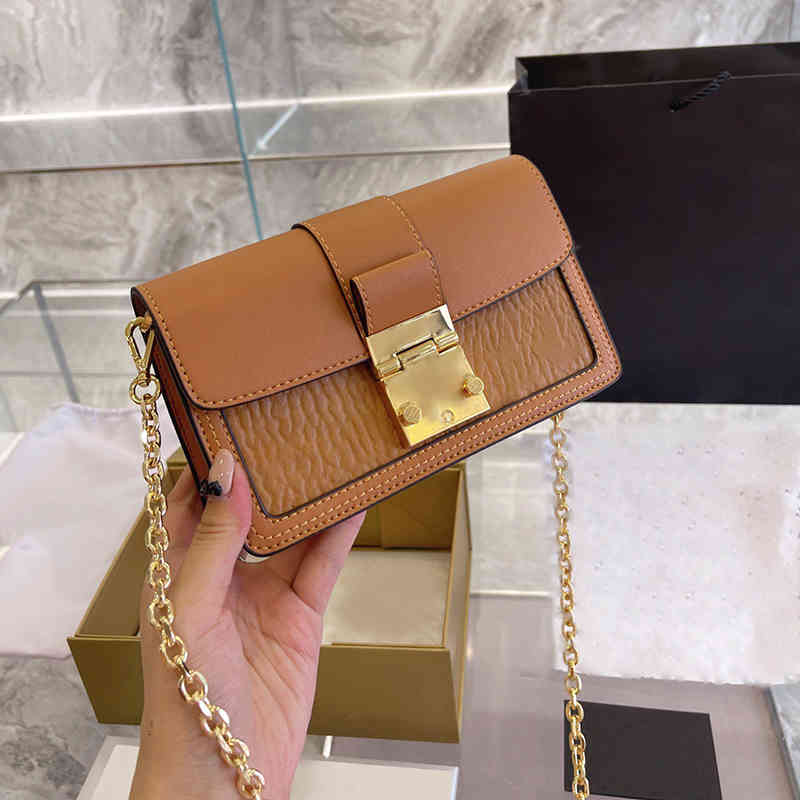 Evening Bags Crossbody Designer mini Luxury shoulder Handbag Cross Body genuine leather Different colors Various styles high-quality with original 9DWW, 1# shoe box
Evening Bags Crossbody Designer mini Luxury shoulder Handbag Cross Body genuine leather Different colors Various styles high-quality with original 9DWW, 1# shoe box