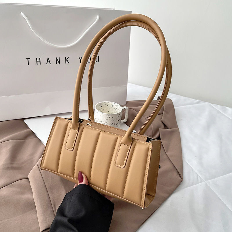 HBP Designer Shoulder Handbags Sale VeryMe Female Pack Leather Pu Bags Fashion Subaxillary For Women Luxury Vintage Bolso De Mano Ladies Srcrp, Black
HBP Designer Shoulder Handbags Sale VeryMe Female Pack Leather Pu Bags Fashion Subaxillary For Women Luxury Vintage Bolso De Mano Ladies Srcrp, Black