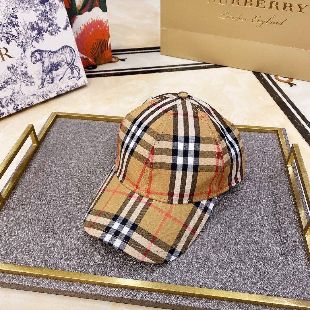 Classic Plaid Baseball Cap Rainbow Stripe Men and Women Baseball Cap Retro Plaid Sun Hat Khaki Casual Hat, Blue;gray
Classic Plaid Baseball Cap Rainbow Stripe Men and Women Baseball Cap Retro Plaid Sun Hat Khaki Casual Hat, Blue;gray