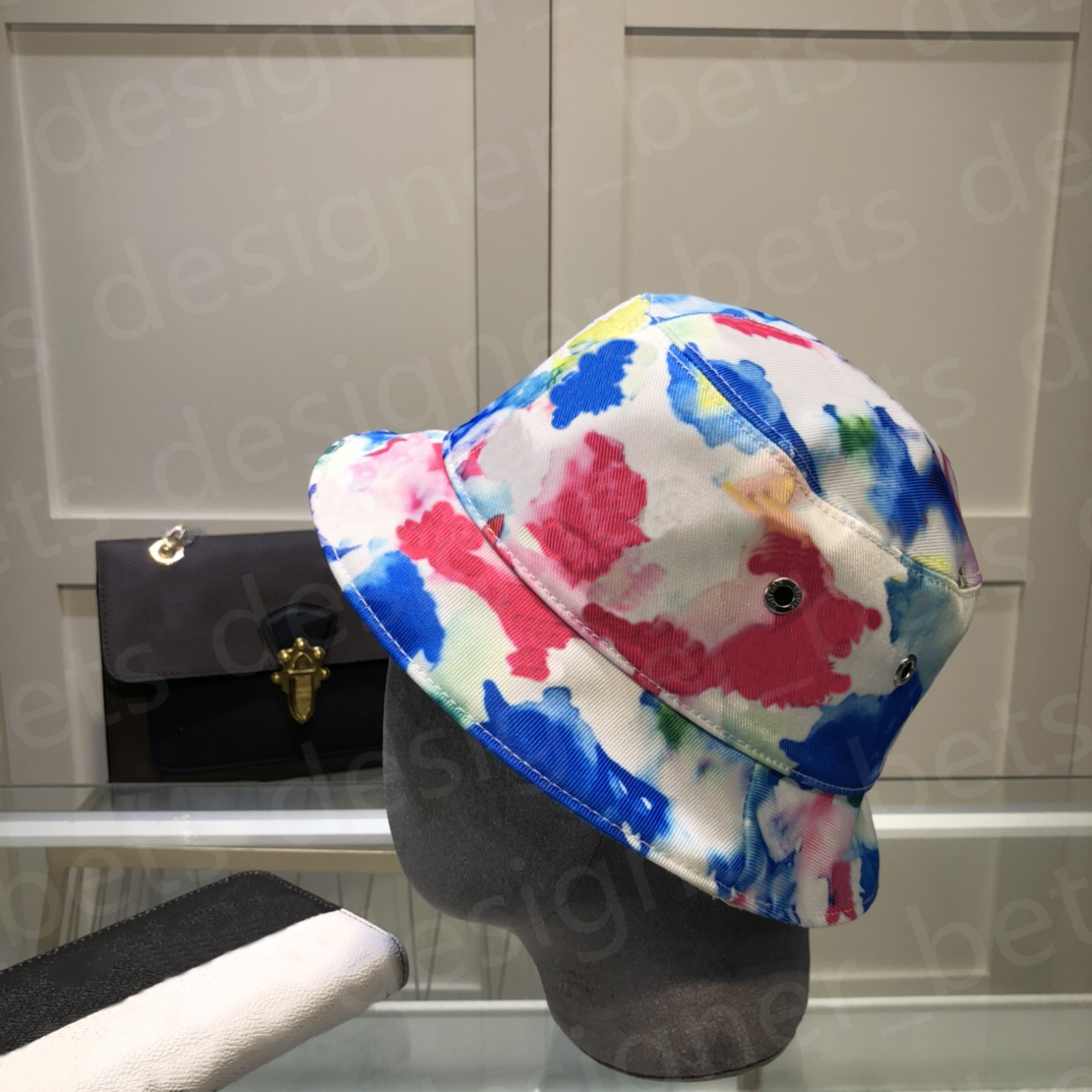 2021 wholesale-Collapsible Holiday Multicolor floral double-faced hat Beach Hats High Quality Sun Cap Womens Wide Brim Tide 3 Colors Fisherman Caps, Customize
2021 wholesale-Collapsible Holiday Multicolor floral double-faced hat Beach Hats High Quality Sun Cap Womens Wide Brim Tide 3 Colors Fisherman Caps, Customize