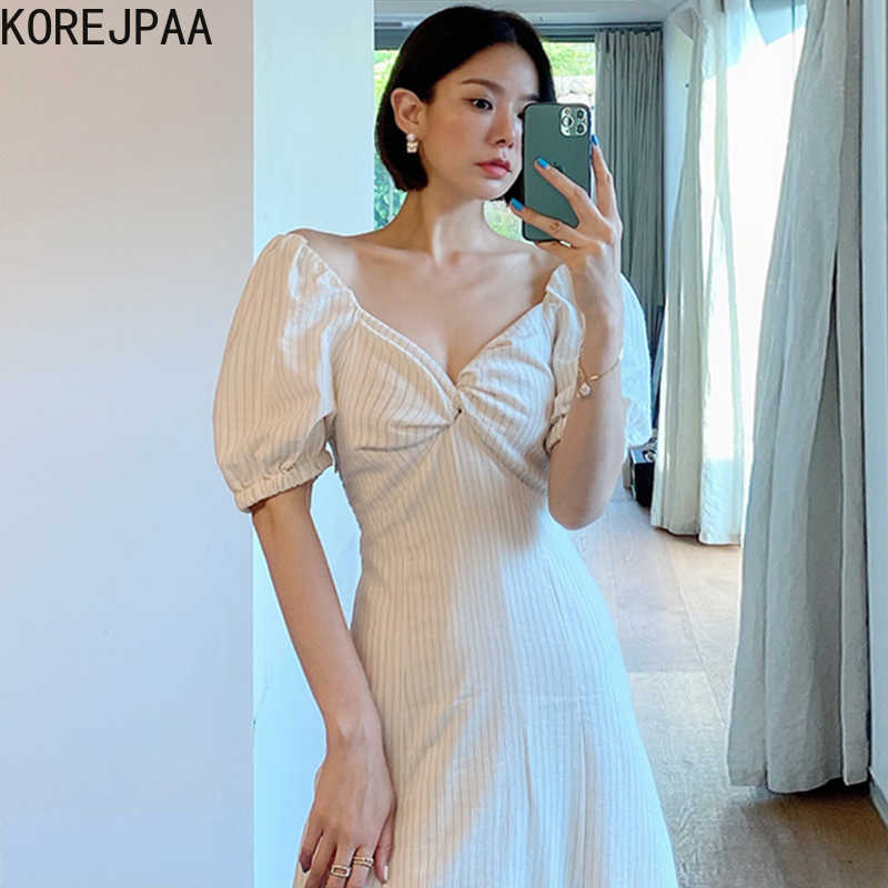 Korejpaa Women Dress Korean Chic Summer Elegant Sexy V-neck Striped Kink Fold Bubble Sleeve Casual White Dress Female 210526, Photo color
Korejpaa Women Dress Korean Chic Summer Elegant Sexy V-neck Striped Kink Fold Bubble Sleeve Casual White Dress Female 210526, Photo color