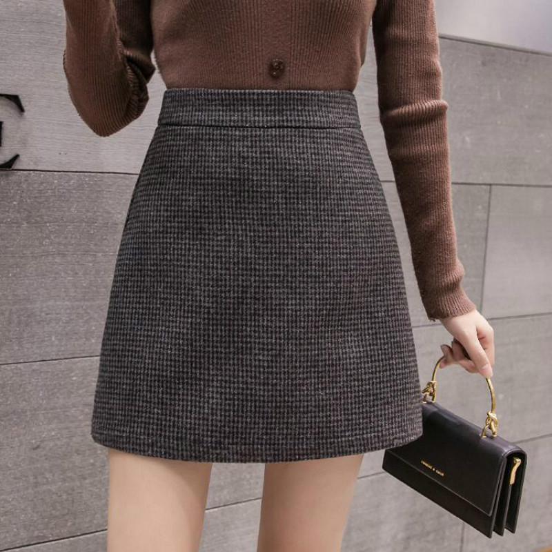 New Fashion Plaid A-Line Mini Skirt Women Autumn Winter High Waist Woolen Skirt Female Casual All-match Basic Short Skirt, Black
New Fashion Plaid A-Line Mini Skirt Women Autumn Winter High Waist Woolen Skirt Female Casual All-match Basic Short Skirt, Black