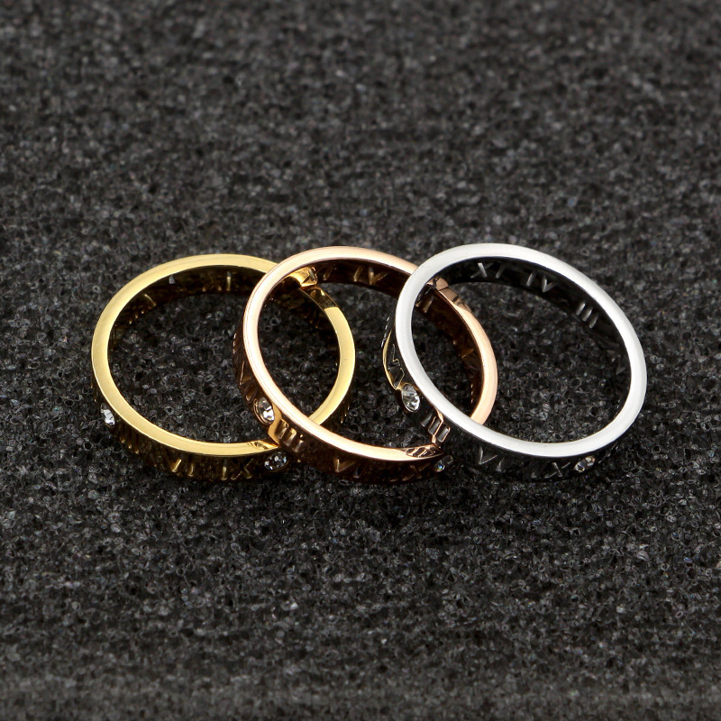 Fashion Jewelry Elegant Temperament of Hollow Out Lucky Roman Numerals Rose Gold Plating Titanium Steel Ring Q0708