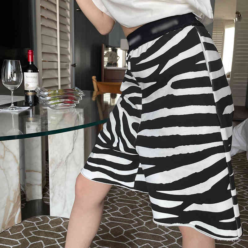 VGH Casual Loose Striped Trousers For Women High Elastic High Waist Knee Length Hit Color Wide Leg Pants Female Summer New 210421