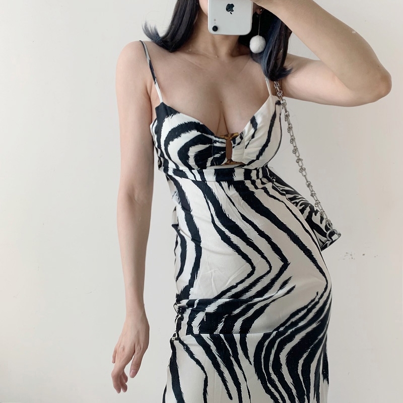 WOMENGAGA Zebra Pattern Hollowed Out Fashion Beach Holiday Irregular Stripe Low Chest Slash Neck Pleated Dress OYUR 210603