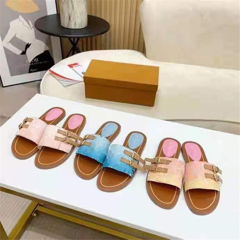 2021 high quality summer ladies leather slippers indoor flat gradient non-slip slippers outdoor beach stylist shoes factory production, Black
2021 high quality summer ladies leather slippers indoor flat gradient non-slip slippers outdoor beach stylist shoes factory production, Black