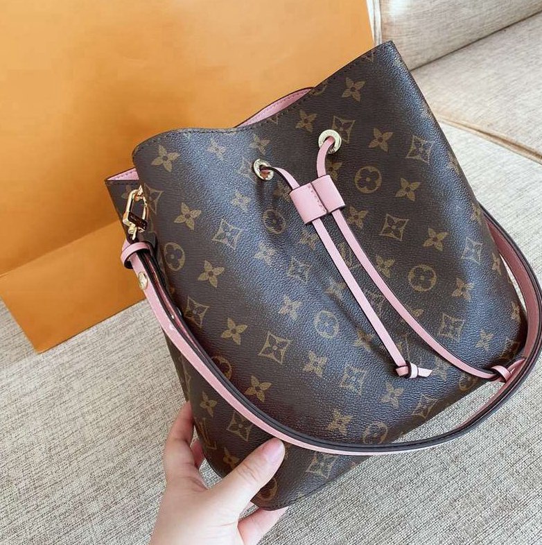 2021 High Quality Super Star Style purse Bag pocket Purses Fashion Tote Women's crossbody Shoulder Backpack Women handbag -S6847, Red;black
2021 High Quality Super Star Style purse Bag pocket Purses Fashion Tote Women's crossbody Shoulder Backpack Women handbag -S6847, Red;black