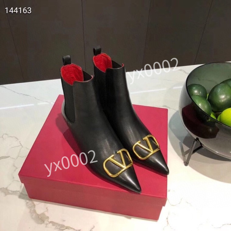 2022 Chirstmas Womens Heel Snow Valentinoes boots Leather ankle boot chunky Martin shoes Print Platform Desert Lace-up 3 colors 35-41 Valentine's Day, 01
2022 Chirstmas Womens Heel Snow Valentinoes boots Leather ankle boot chunky Martin shoes Print Platform Desert Lace-up 3 colors 35-41 Valentine's Day, 01