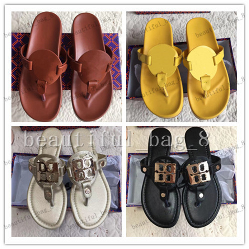 High quality fashion Leather Flat Sandal Women Luxurys Designers Sandals Girl Slides Sandalias Casual sandals beach slippers Sizes 36-43 In the box, Black
High quality fashion Leather Flat Sandal Women Luxurys Designers Sandals Girl Slides Sandalias Casual sandals beach slippers Sizes 36-43 In the box, Black