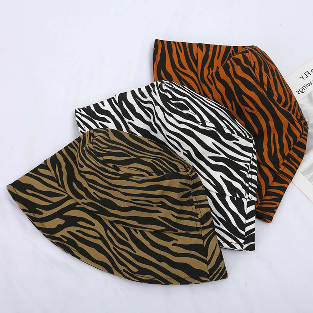 Sun hat Creative stripe summer basin face small sunscreen fisherman's outdoor foldable sun sunshade hat, Blue;gray
Sun hat Creative stripe summer basin face small sunscreen fisherman's outdoor foldable sun sunshade hat, Blue;gray