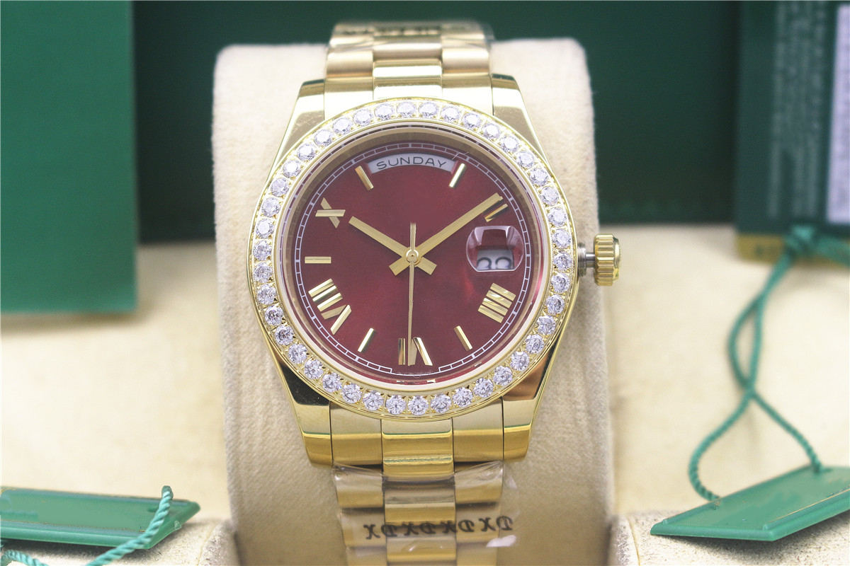 High quality gold 41mm day date fashion mens women watch Diamond bezel waterproof Mechanical automatic watches Stainless steel bracelet Wristwatch box Handbags
High quality gold 41mm day date fashion mens women watch Diamond bezel waterproof Mechanical automatic watches Stainless steel bracelet Wristwatch box Handbags