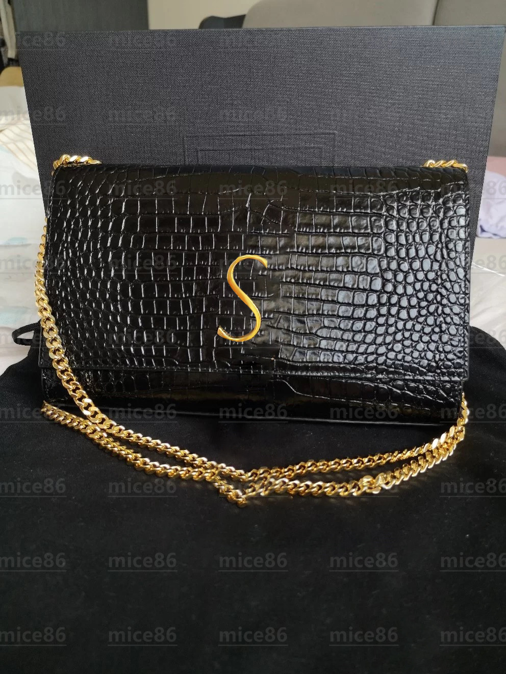 Top quality Leather WOC wash Shoulder Bag Y Women's men tote hobo Tassel crossbody handbags Cosmetic Bags Luxury Designer mylon wallet Cases card pockets handbag, Carton
Top quality Leather WOC wash Shoulder Bag Y Women's men tote hobo Tassel crossbody handbags Cosmetic Bags Luxury Designer mylon wallet Cases card pockets handbag, Carton