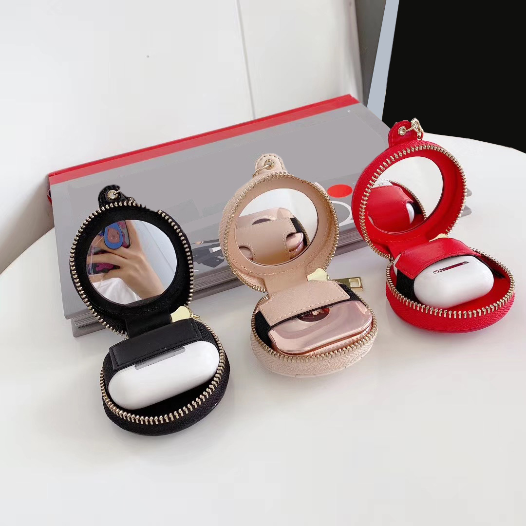 Luxurys fashion designers earphone case for airpods earphones protection covers leather Exquisite workmanship with mirror 3 colors good nice
Luxurys fashion designers earphone case for airpods earphones protection covers leather Exquisite workmanship with mirror 3 colors good nice