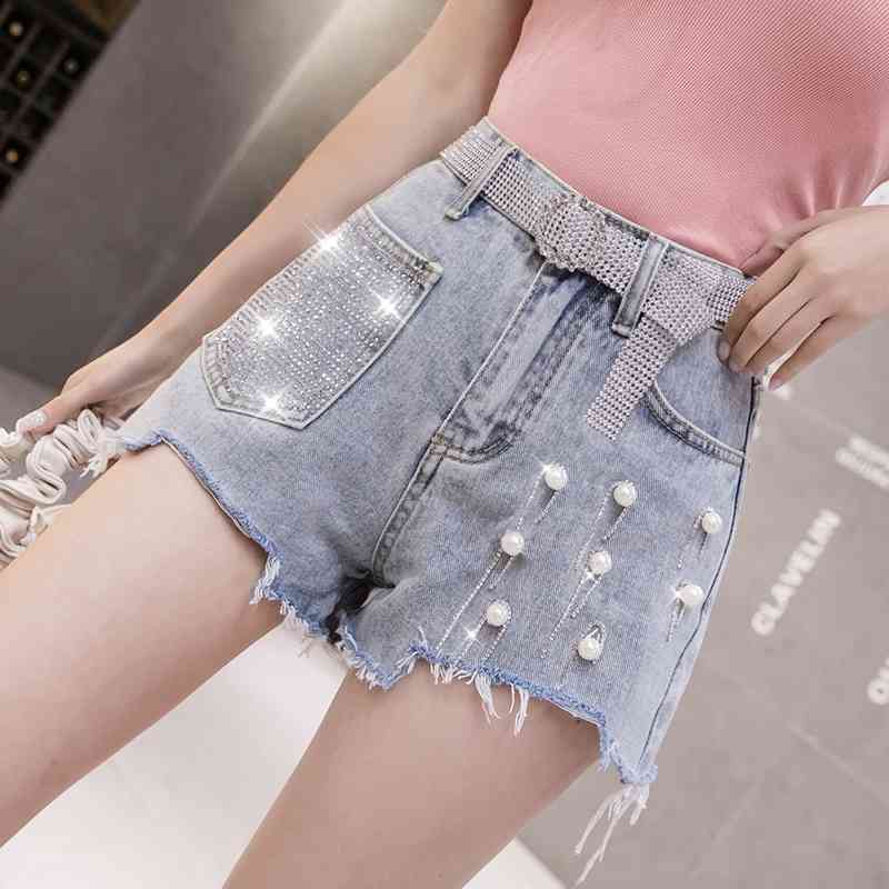 High Waist Summer Denim Shorts Women Korean Style Hollow Out Tassel Pearls Short Jeans Vintage Sequined Jean with Belt 210603, Without belt
High Waist Summer Denim Shorts Women Korean Style Hollow Out Tassel Pearls Short Jeans Vintage Sequined Jean with Belt 210603, Without belt