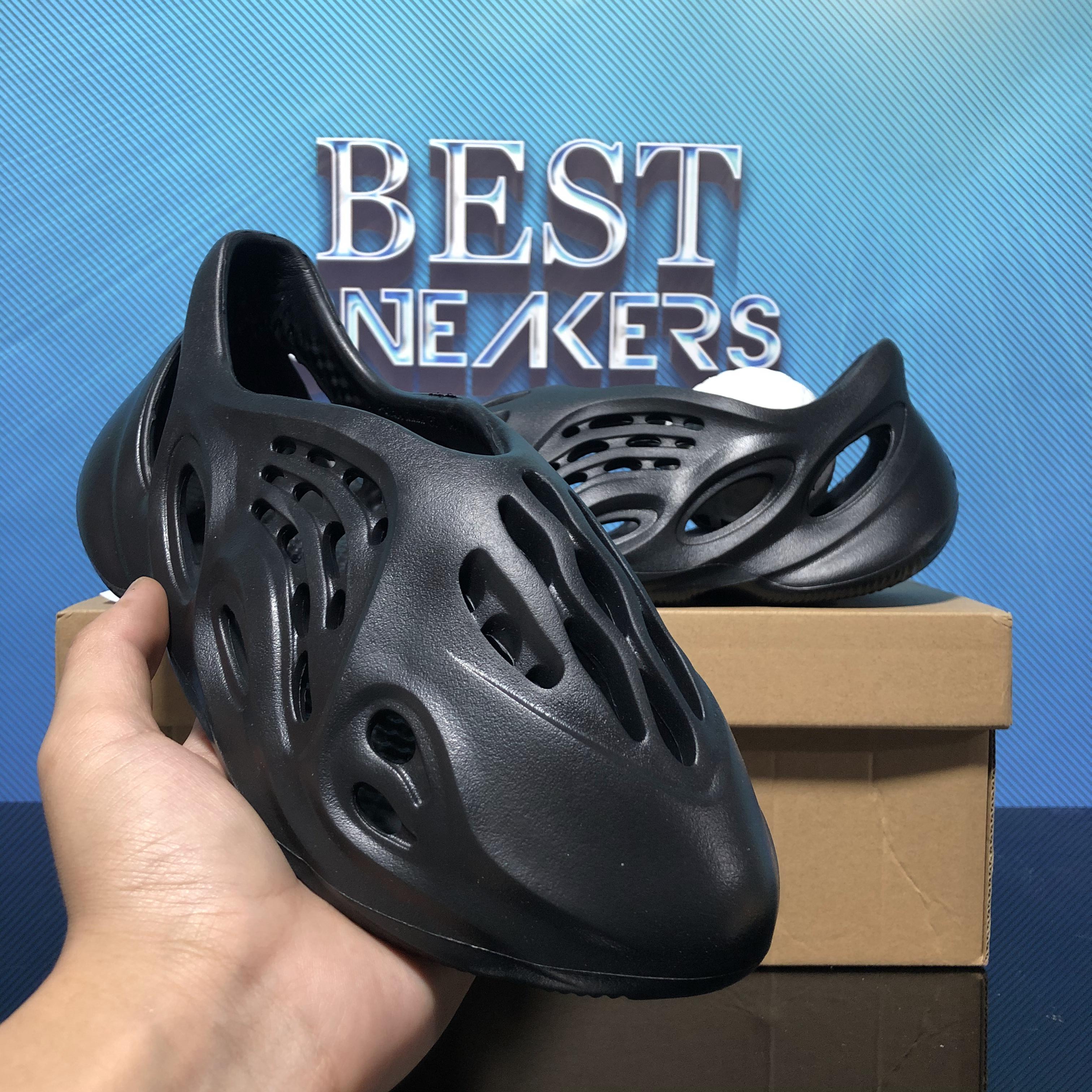 Top Quality Kanye Foam Runner Men Women Designers Slippers Sandals Slides Massage Slide Moon Grey Mineral Blue Summer Beach Flat Luxury Designer Sandal With Box 36-47, Customize
Top Quality Kanye Foam Runner Men Women Designers Slippers Sandals Slides Massage Slide Moon Grey Mineral Blue Summer Beach Flat Luxury Designer Sandal With Box 36-47, Customize