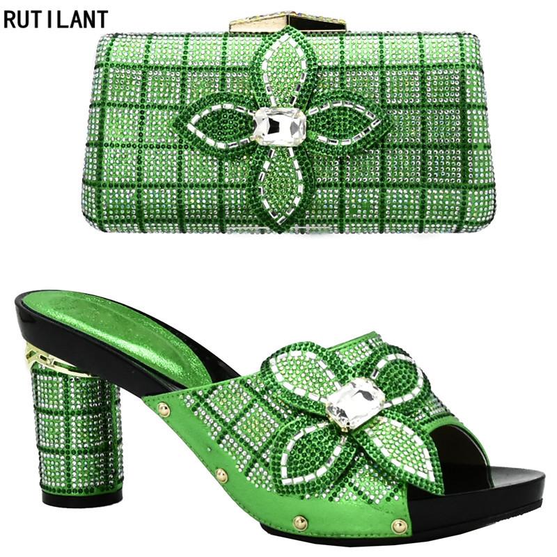 Dress Shoes Italian Matching Shoe And Bag Set For Wedding Nigerian Women Decorated With Rhinestone Party, Black
Dress Shoes Italian Matching Shoe And Bag Set For Wedding Nigerian Women Decorated With Rhinestone Party, Black
