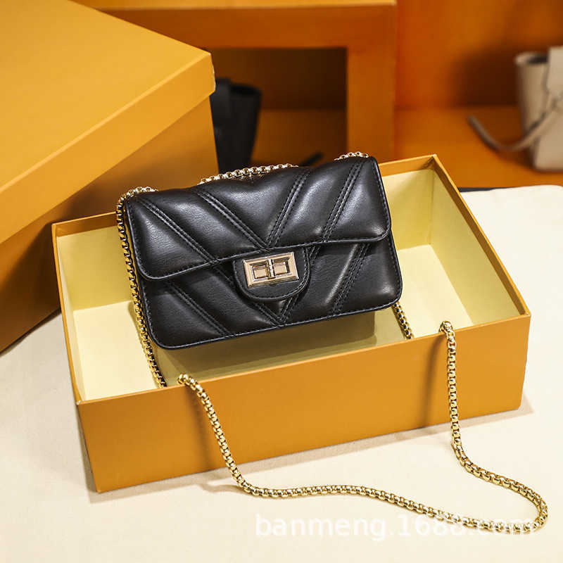 Premium sense niche 2021 new summer fashion versatile ins chain net red women's messenger bag, Black gold latch
Premium sense niche 2021 new summer fashion versatile ins chain net red women's messenger bag, Black gold latch
