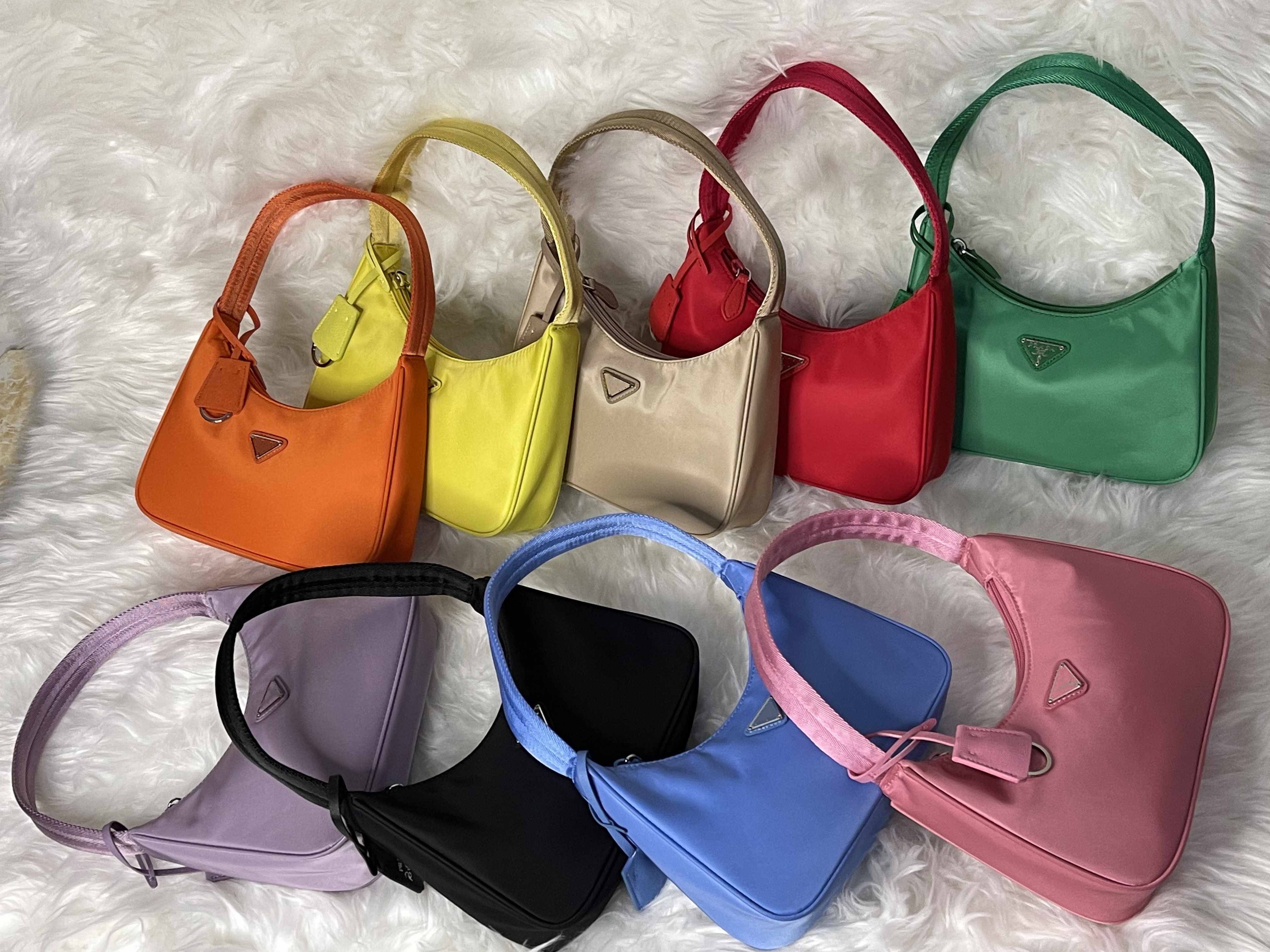 P wholesale 2000 canvas hobo women shoulder bag for womens Chest pack lady Tote handbags presbyopic purse messenger Clutch Bags Totes, Box
P wholesale 2000 canvas hobo women shoulder bag for womens Chest pack lady Tote handbags presbyopic purse messenger Clutch Bags Totes, Box