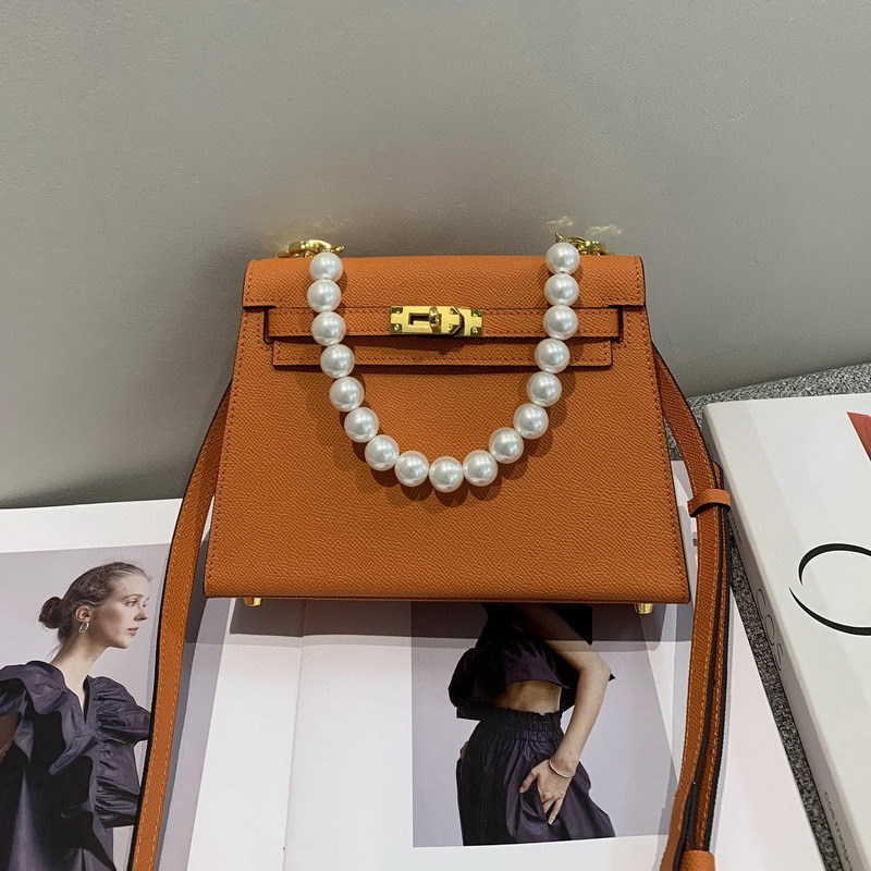 CLASSIC FLOWER Handbags Womens Luxury Classic Premium Totes Bags Home 2021 Palm Print Cowhide Pearl Chain Bag Fashion Versatile Leather Hand
CLASSIC FLOWER Handbags Womens Luxury Classic Premium Totes Bags Home 2021 Palm Print Cowhide Pearl Chain Bag Fashion Versatile Leather Hand