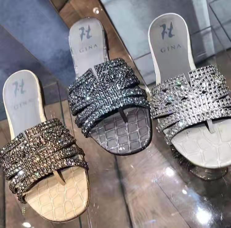 Sandals Vallu high quality genuine leather round-head flip-flops diamond slippers 34-42 OBY8, 1# shoe box
Sandals Vallu high quality genuine leather round-head flip-flops diamond slippers 34-42 OBY8, 1# shoe box