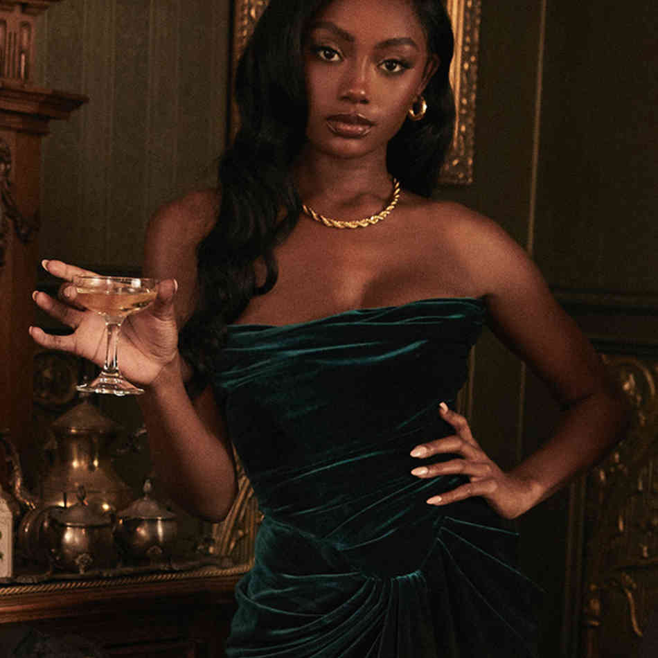 Arrival Women Strapless Deep Green Velvet Club Dress Sexy Sleeveless Fashion Midi Celebrity Evening Runway Party 210423