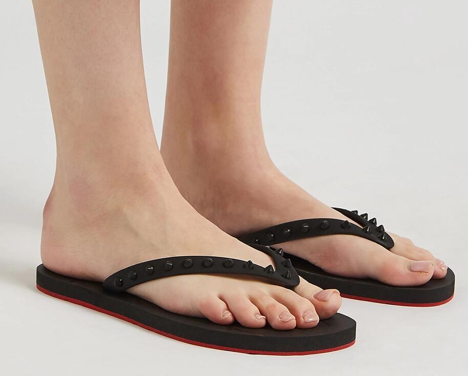2021 TOP quality Men Slide Sandals Designer Shoes Slide Summer Fashion Wide Flat Slippery With Thick Sandals Slippers Flip Flops, Black
2021 TOP quality Men Slide Sandals Designer Shoes Slide Summer Fashion Wide Flat Slippery With Thick Sandals Slippers Flip Flops, Black