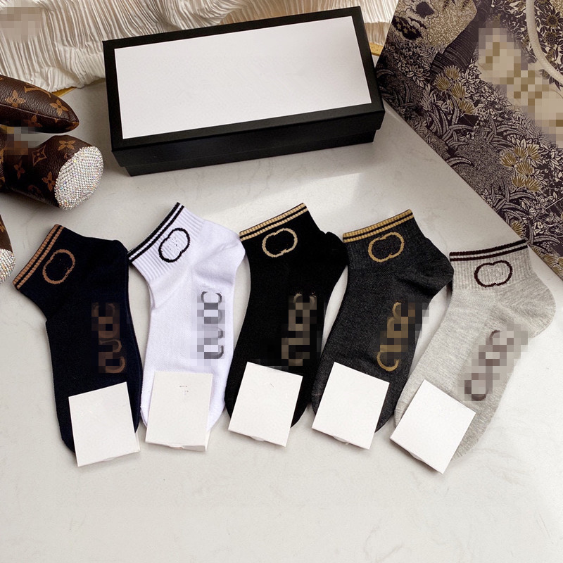 2021 wholesale 5pairs box mens sports socks pure color casual sock for men 5 colors woman 100% cotton Garter box BB75
2021 wholesale 5pairs box mens sports socks pure color casual sock for men 5 colors woman 100% cotton Garter box BB75