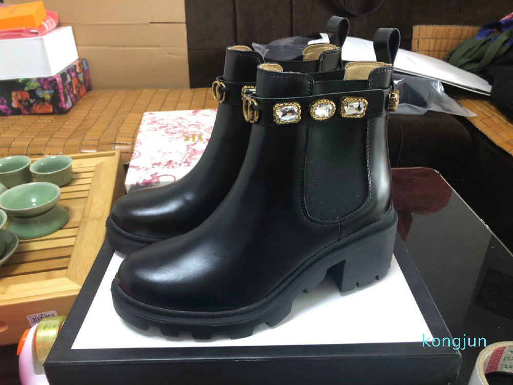 Fashion-fashion Women Designer Boots Desert Boot Flamingos 100% Real Leather Medal Coarse Non-Slip Winter Shoes ace boots, As pic
Fashion-fashion Women Designer Boots Desert Boot Flamingos 100% Real Leather Medal Coarse Non-Slip Winter Shoes ace boots, As pic