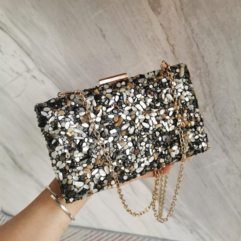 Evening Bags 2021 Fashion Colorful Crystal Stones Clutch Bag Wallet Purses Chain Bridesmaid Wedding Party Handbags, Black
Evening Bags 2021 Fashion Colorful Crystal Stones Clutch Bag Wallet Purses Chain Bridesmaid Wedding Party Handbags, Black