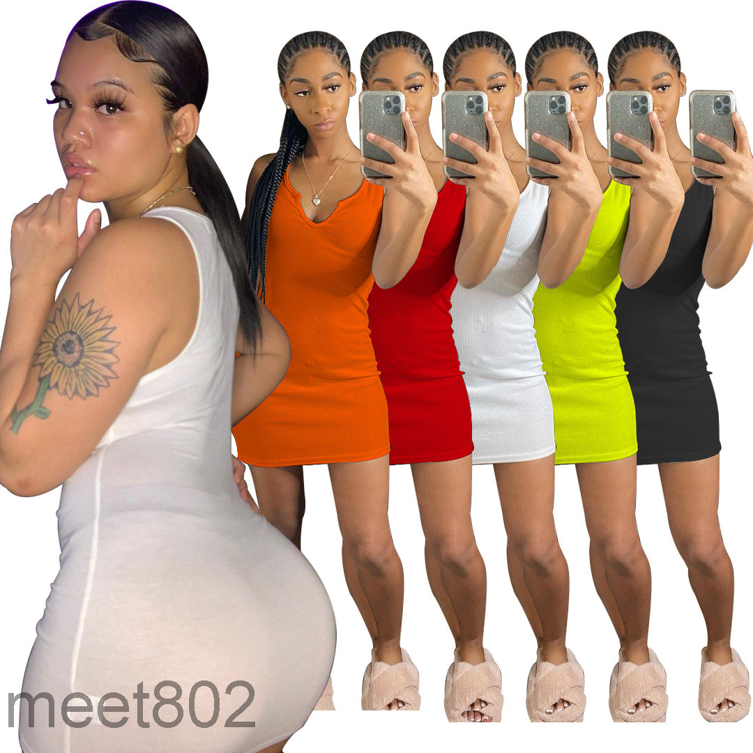 5 colors Hot selling women' new summer solid color Casual fresh lady commuting dresses Designer fashion Slim Short sleeve Short skirt, Red
5 colors Hot selling women' new summer solid color Casual fresh lady commuting dresses Designer fashion Slim Short sleeve Short skirt, Red