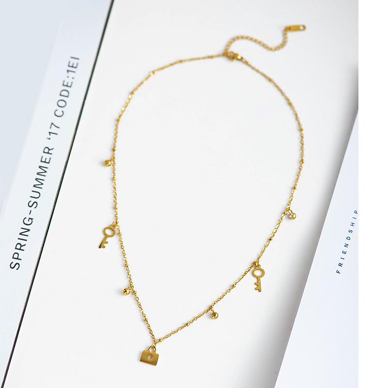 Pendant Necklaces Creative Key Lock Necklace European And American Fashion Zircon Inlaid Choker
Pendant Necklaces Creative Key Lock Necklace European And American Fashion Zircon Inlaid Choker