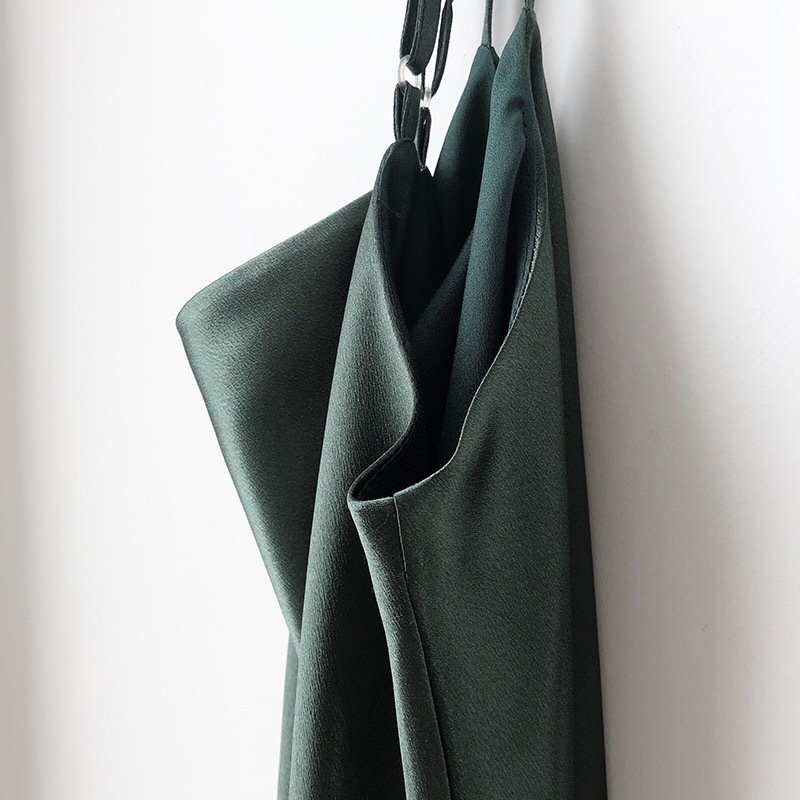 Sexy Solid Color V Collar Backless Bright Satin Sling Dress Woman Vintage Spaghetti Strap A line Like silk Mid Long Base 210429