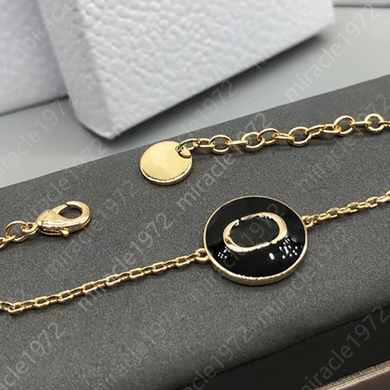 2021 Womens Necklaces Pendant Necklace Fashion Golden Vintage Bracelets For Women Fine Jewelry Women Necklace Designers Necklaces 
2021 Womens Necklaces Pendant Necklace Fashion Golden Vintage Bracelets For Women Fine Jewelry Women Necklace Designers Necklaces