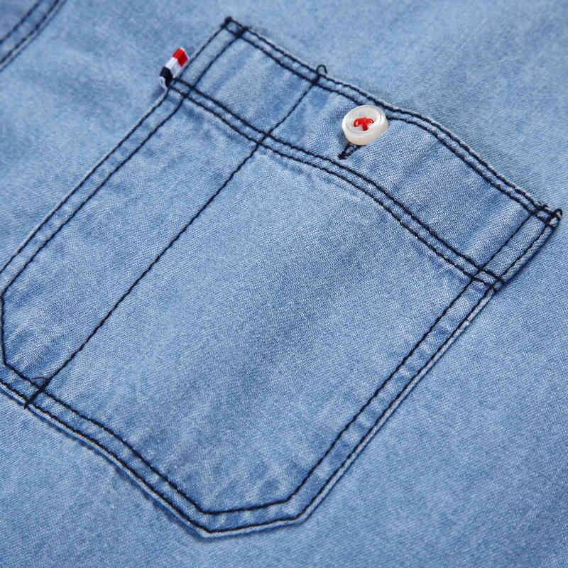 Mens Regular-fit Long-Sleeve Denim Work Shirt Two Button Front Chest Pockets & Pencil Slot Rugged Wear Thin Casual Cotton Shirts 210410