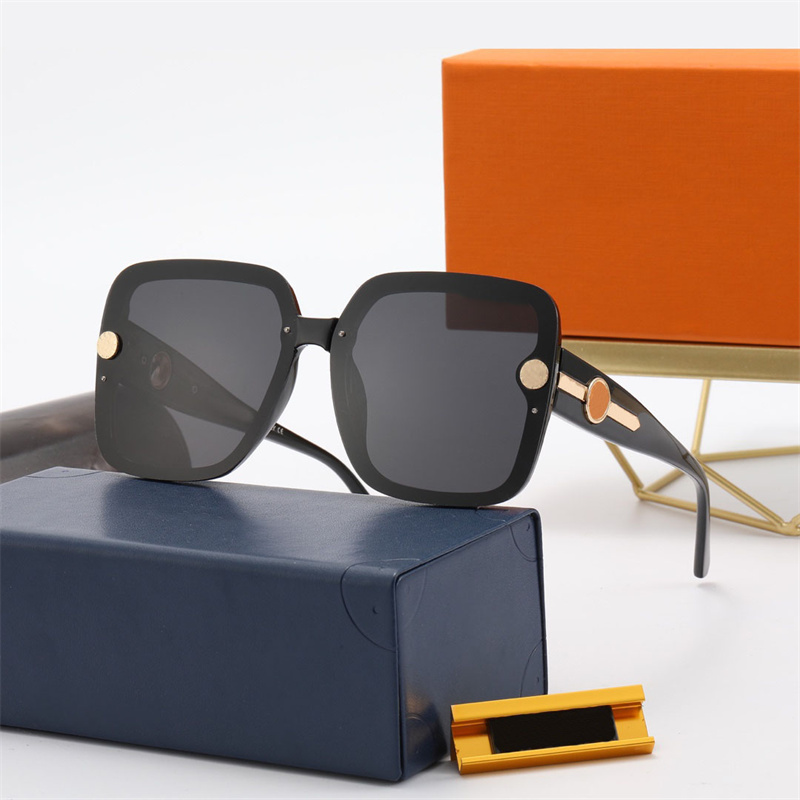 Luxury Sunglasses Designer Brand Eyeglasses Outdoor Shades PC Frame Fashion Classic Lady summer glasses Mirrors for men
Luxury Sunglasses Designer Brand Eyeglasses Outdoor Shades PC Frame Fashion Classic Lady summer glasses Mirrors for men
