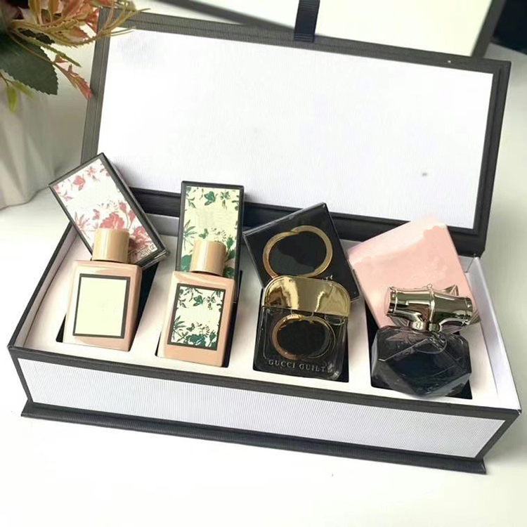 Perfumes Fragrances Women Perfume Set Q Version Spray Suit 5ml*4 pieces EDP Floral Fruity Fragrance 1V1charming smell and Fast Free Delivery
Perfumes Fragrances Women Perfume Set Q Version Spray Suit 5ml*4 pieces EDP Floral Fruity Fragrance 1V1charming smell and Fast Free Delivery