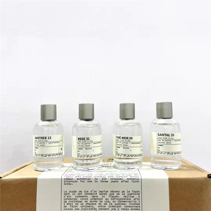 Latest New Incense Perfume Labo Discovery Set 30ml 4pcs Perfume Gift kit Santal 33 Rose 31 The Noir 29 Another 13 Eau De Parfum Lasting fragrance
Latest New Incense Perfume Labo Discovery Set 30ml 4pcs Perfume Gift kit Santal 33 Rose 31 The Noir 29 Another 13 Eau De Parfum Lasting fragrance