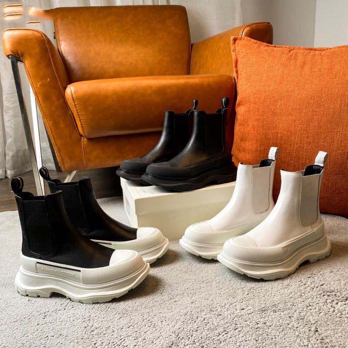 Top quality fashion black Designer Boots buckle ankle martin booties women genuine leather motorcyle winter shoes, #4
Top quality fashion black Designer Boots buckle ankle martin booties women genuine leather motorcyle winter shoes, #4