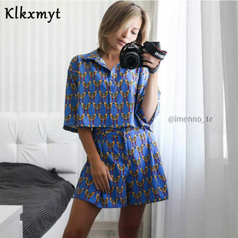 Klkxmyt Two Piece Set Women Summer Loose Fashion Print Batwing Short Sleeve Beach Cropped Blouse+Elastic Waist Casual Shorts 210527