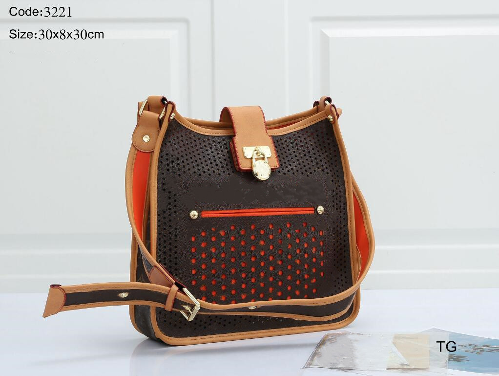 Sale Fashion Vintage Handbags Women Bag Designer Wallets for Leather Chain Crossbody and Shoulder Bags, Coffee
Sale Fashion Vintage Handbags Women Bag Designer Wallets for Leather Chain Crossbody and Shoulder Bags, Coffee