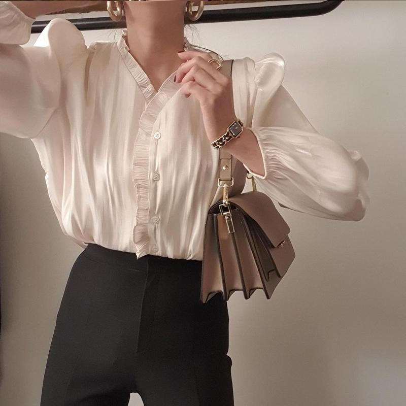 Women's Blouses & Shirts Blusas 2022 Chiffon Women Shirt Loose Autumn Long Sleeve Stand Collar Female Blouse Pleated Ruffle Splicing Solid T, White
Women's Blouses & Shirts Blusas 2022 Chiffon Women Shirt Loose Autumn Long Sleeve Stand Collar Female Blouse Pleated Ruffle Splicing Solid T, White