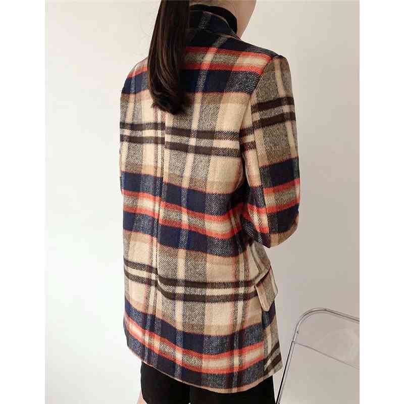 Streetwear Women Woolen Plaid Blazers Fashion Ladies Turn Down Collar Coats Vintage Female Chic Pocket Jackets 210430