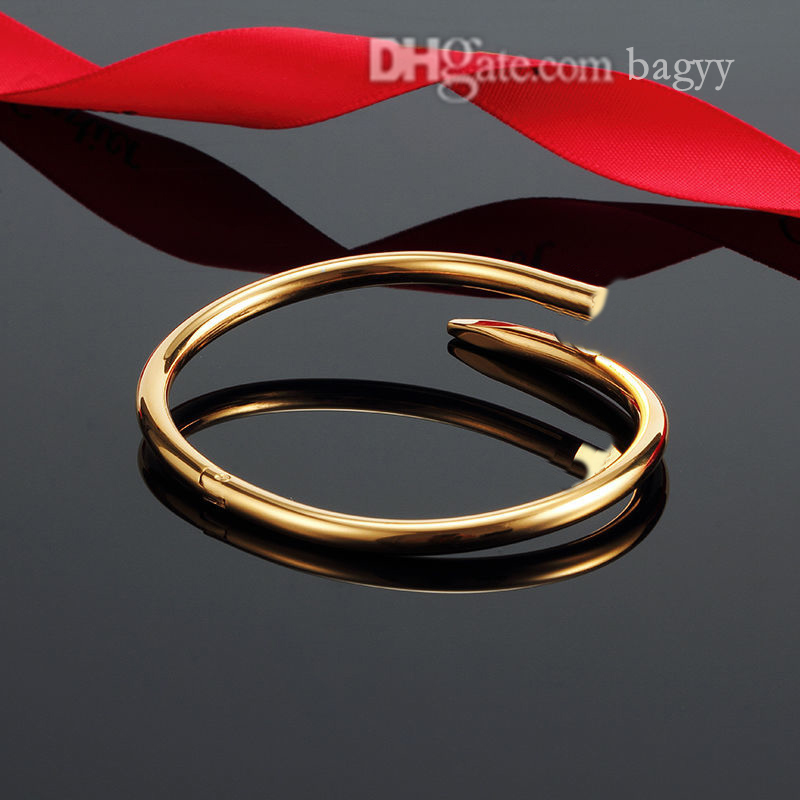 with box Bracelet designer un Bangle Charm Bracelets carti Wedding clou letter rivet pattern Wedding alloy Identification Chain si8887700
with box Bracelet designer un Bangle Charm Bracelets carti Wedding clou letter rivet pattern Wedding alloy Identification Chain si8887700