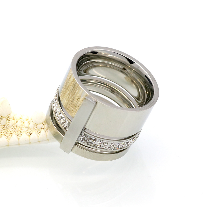 Three rings with diamond mud and titanium steel ring01236690349