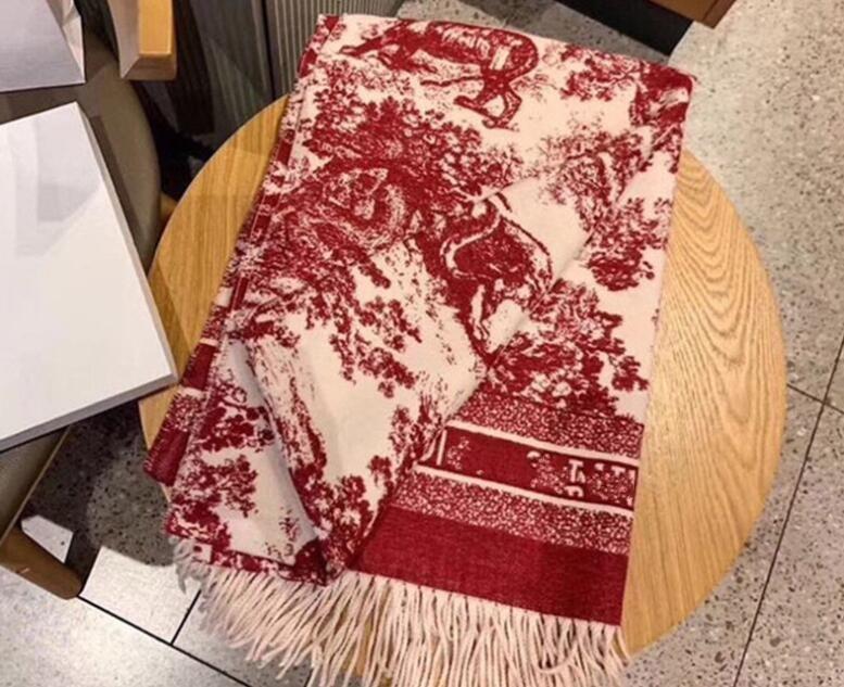2021 Classic Design cashmere scarf For Men and Women Winter scarfs Big Letter pattern Pashminas Shawls scarves
2021 Classic Design cashmere scarf For Men and Women Winter scarfs Big Letter pattern Pashminas Shawls scarves